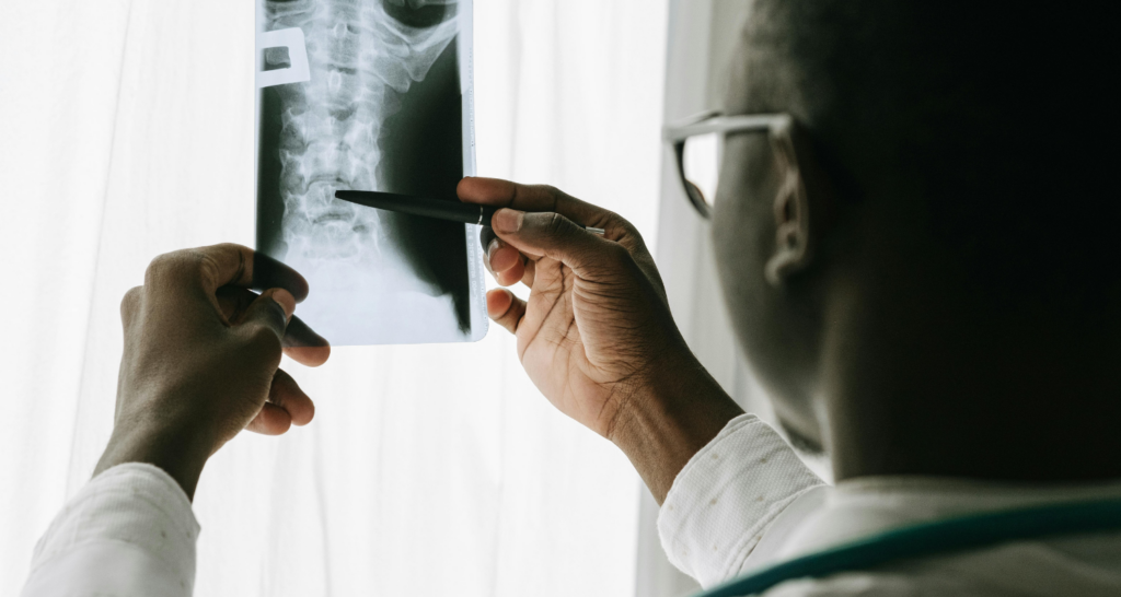Radiografia Colonna Cervicale , valutazione medico